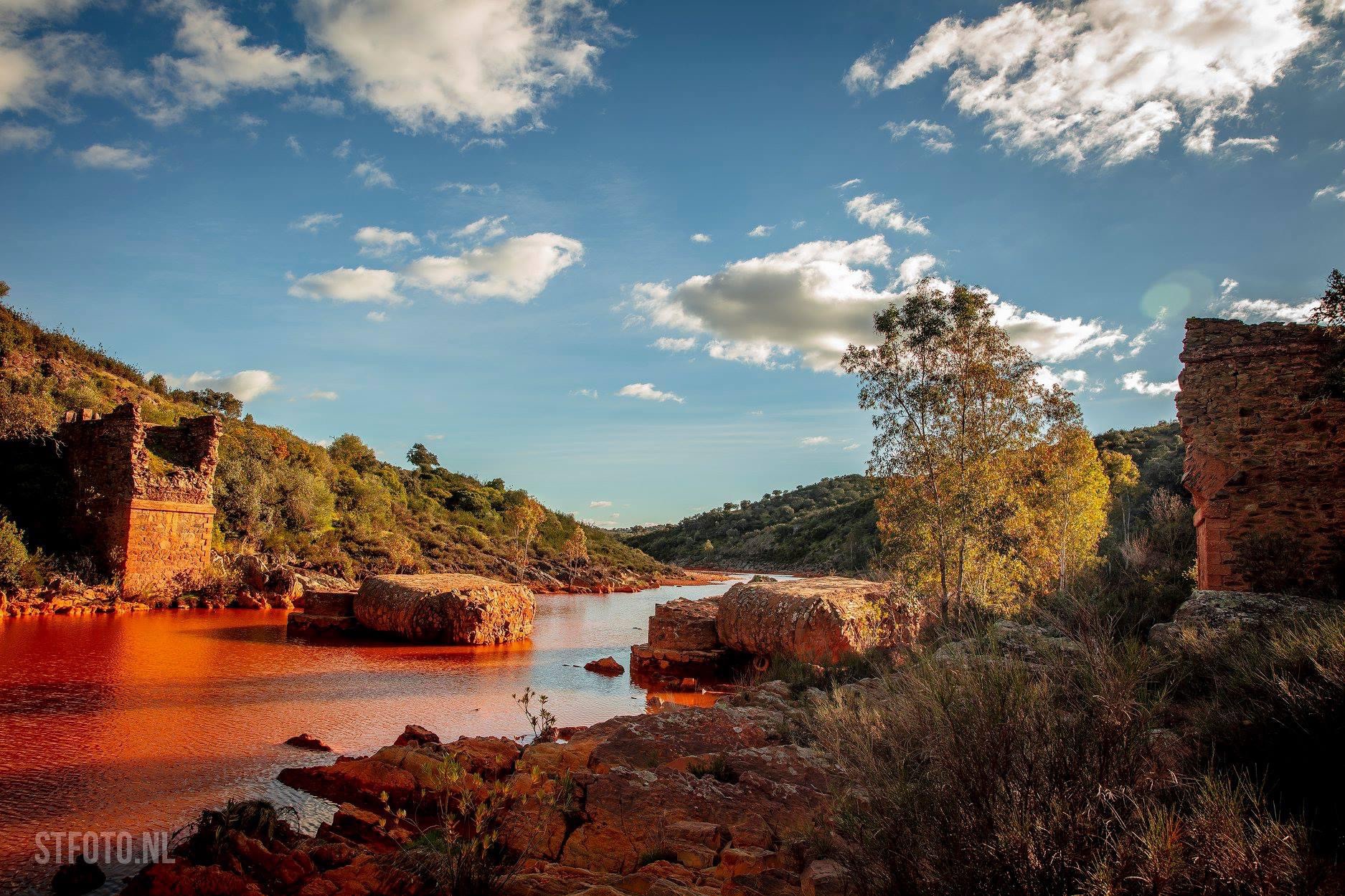 Rio Tinto collapsed old bridge red river Spain - Traveling, photography ...